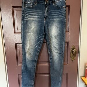 Lucky Brand Women's Blue Skinny Jeans with Faded Wash